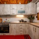 Suzana Holiday home Mikros Prinos