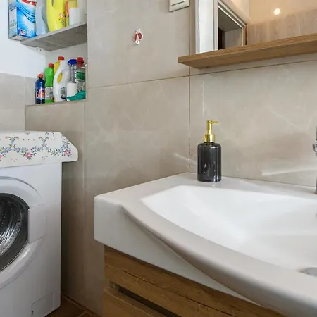 Suzana בית נופש *