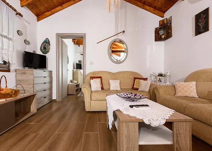 Suzana * Μικρός Πρίνος