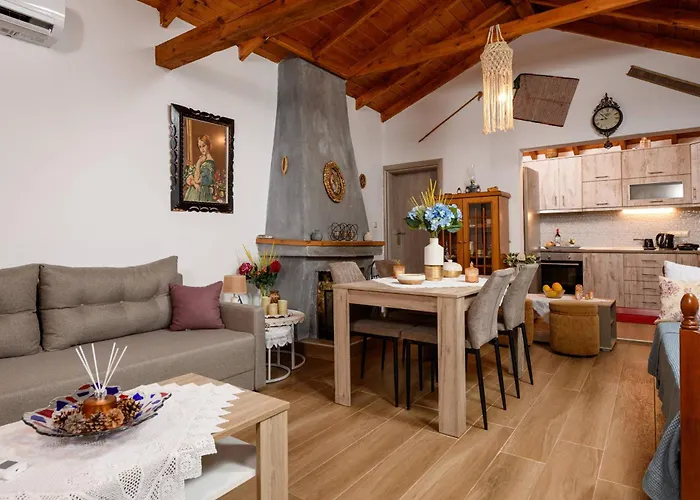 Suzana Mikros Prinos